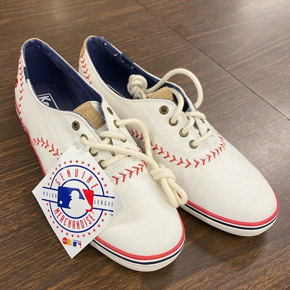 [Sold] Philadelphia Phillies Keds